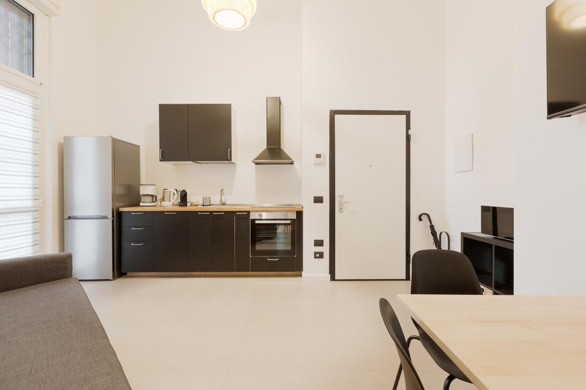 Cozy Corner With Balcony And Private Garage! Lejlighed Milano Eksteriør billede