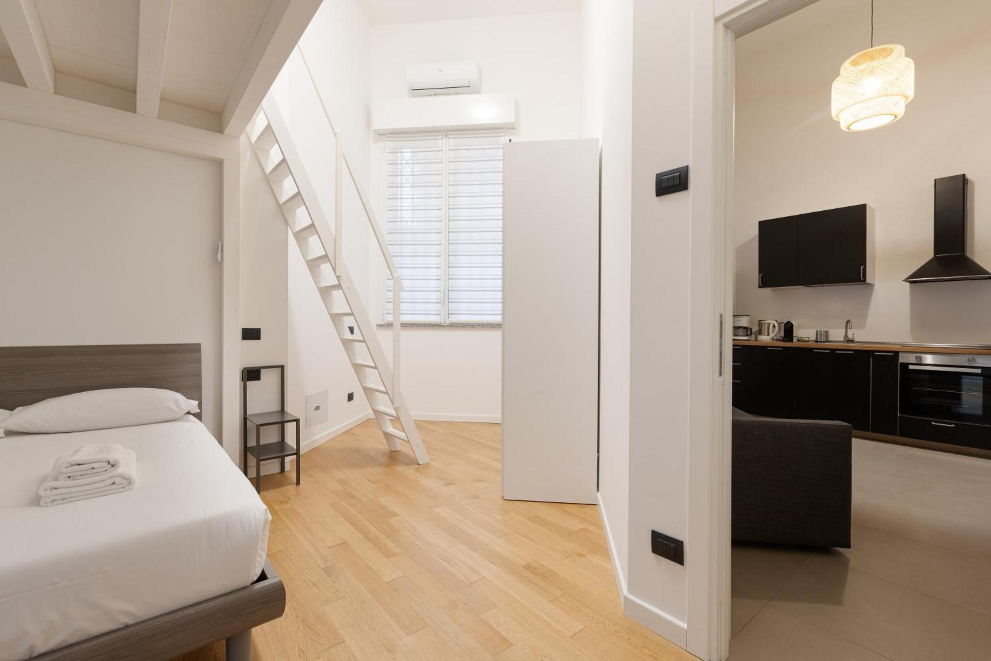 Cozy Corner With Balcony And Private Garage! Lejlighed Milano Eksteriør billede
